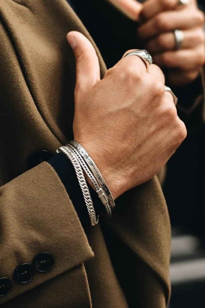 Bracciali