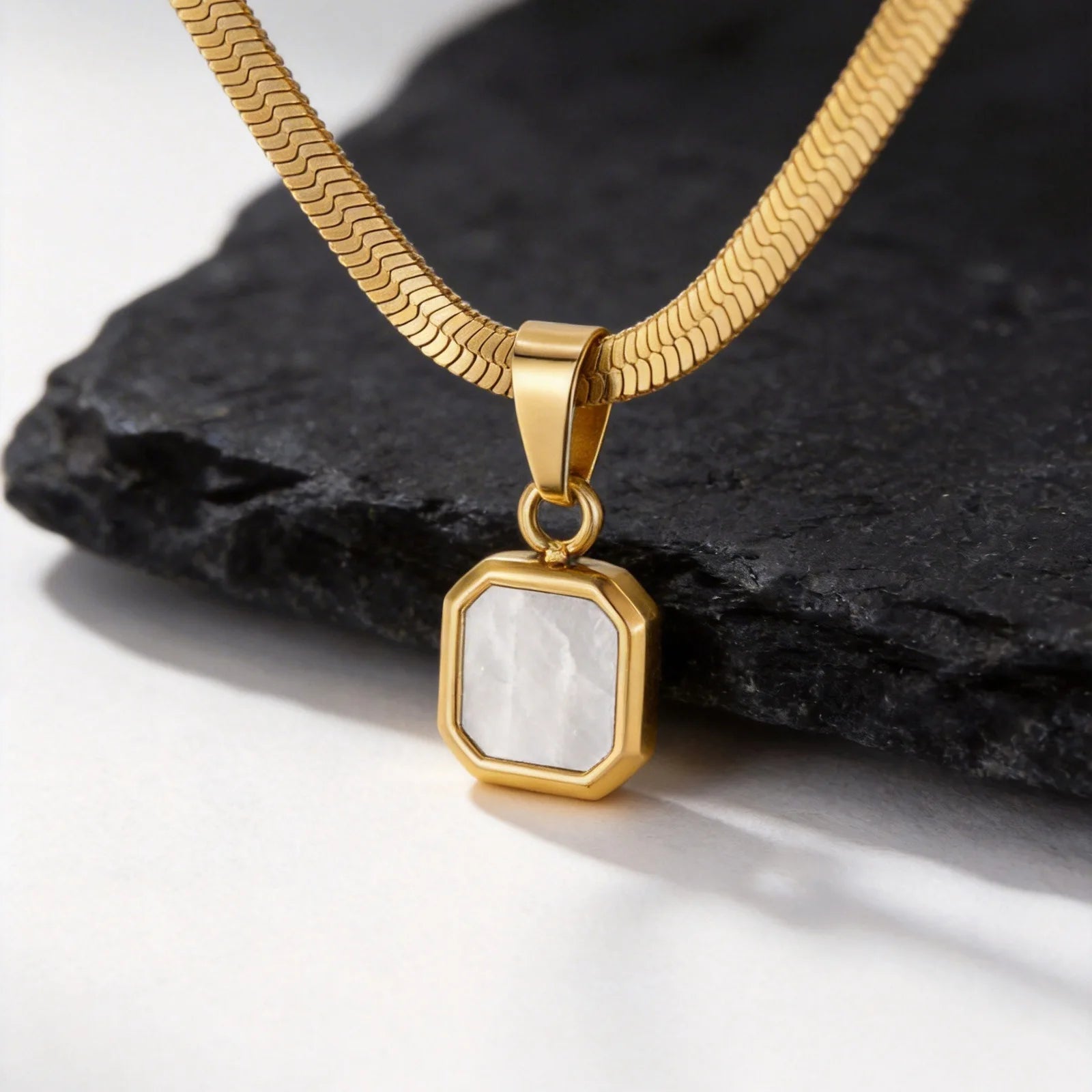 Collana Evren
