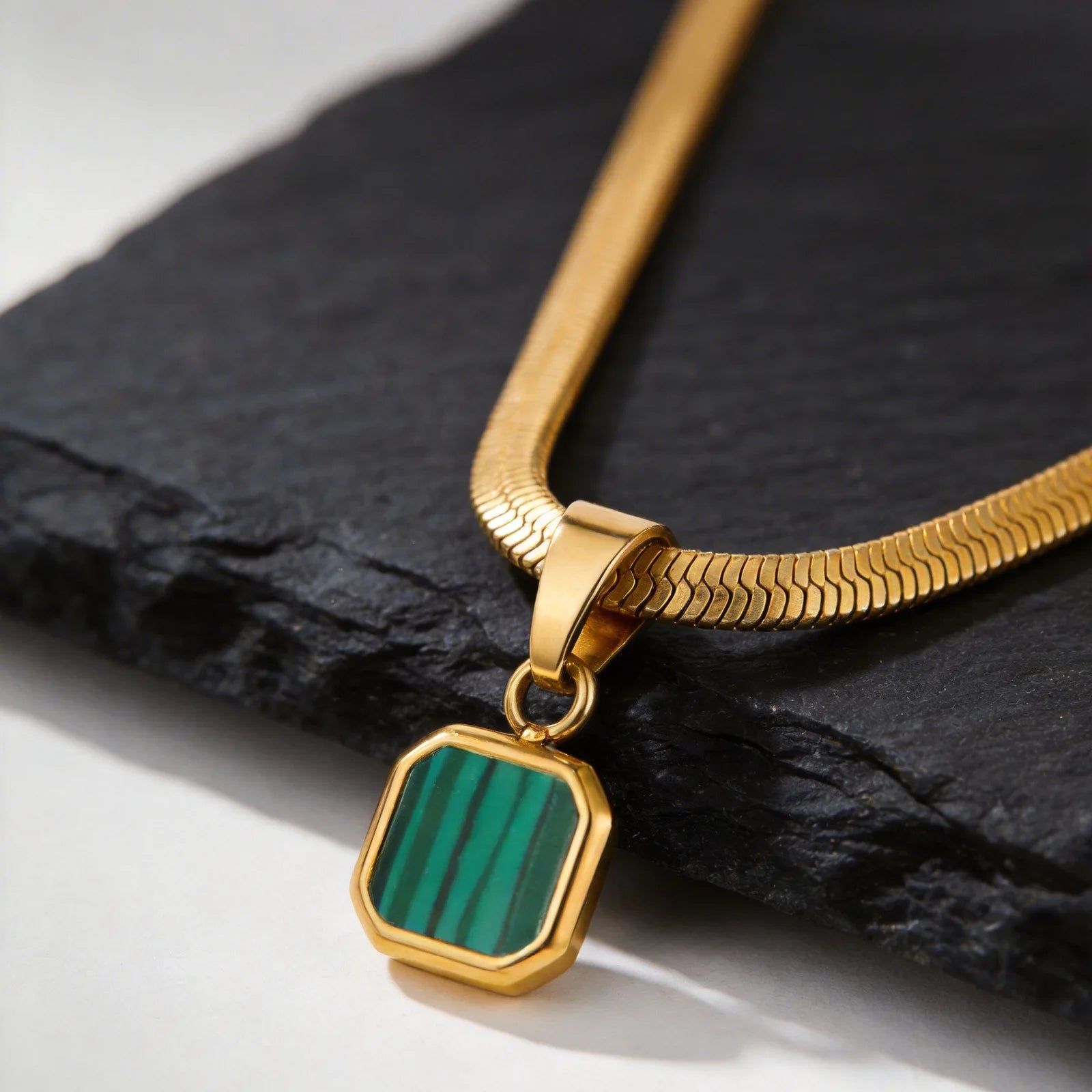 Collana Evren