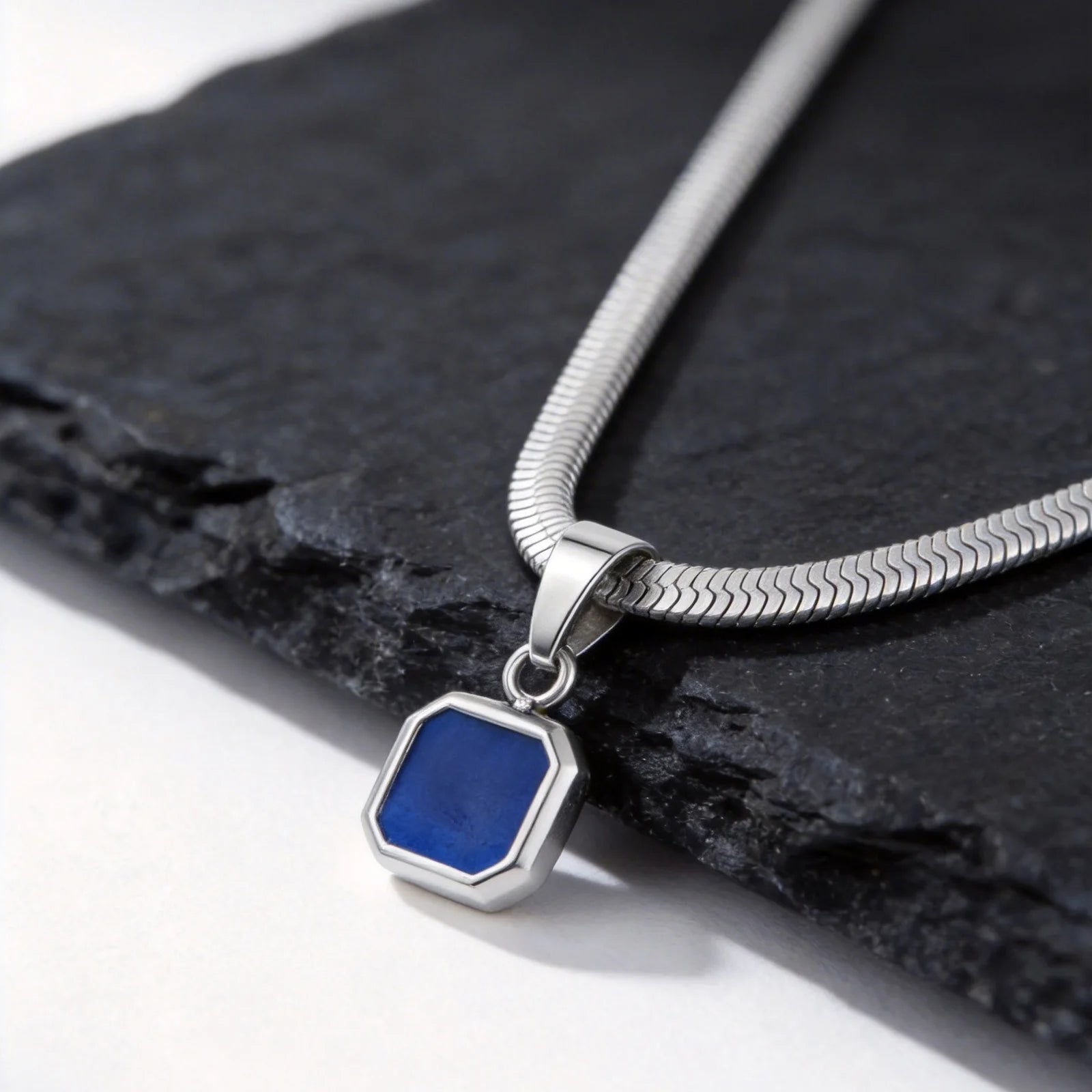Collana Evren